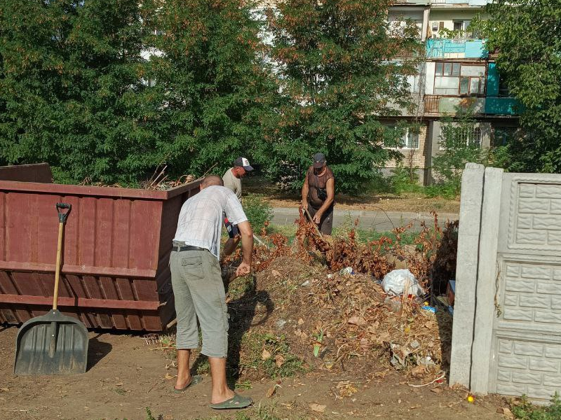 Борьба со стихийными свалками в Каховке продолжается!.