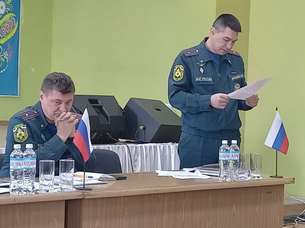 В Тавричанке прошло совещание с представителями МЧС России, на котором обсуждались ключевые вопросы подготовки населённых пунктов к весенне-летнему пожароопасному периоду.
