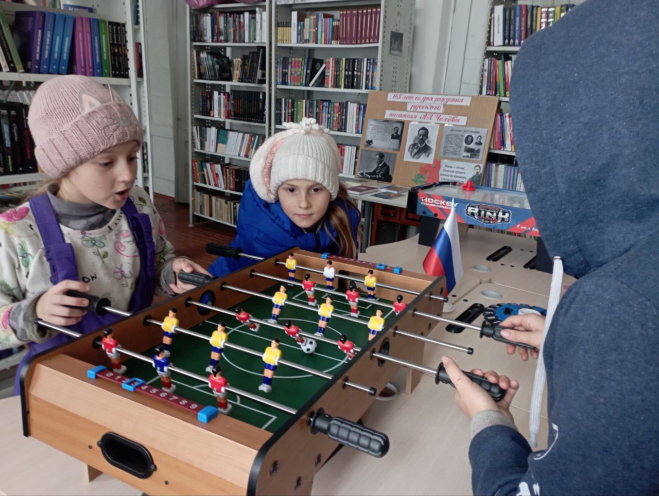 В Сергеевской библиотеке появились новые классные настольные игры!.