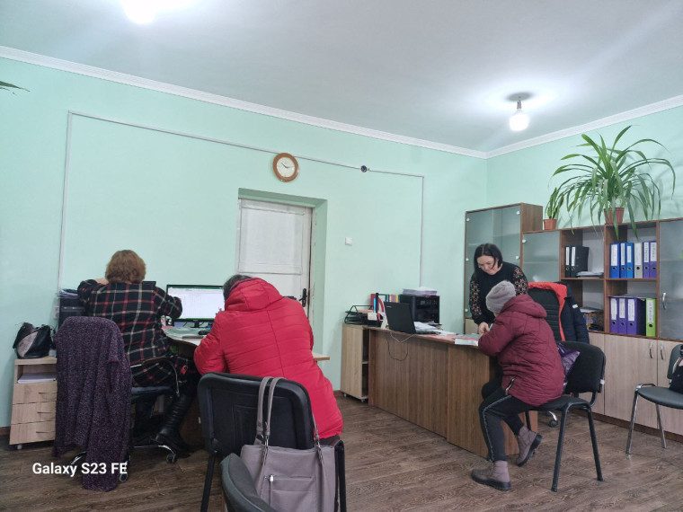 В Тавричанском территориальном отделе на постоянной основе ведётся прием граждан. В Тавричанском территориальном отделе на постоянной основе ведётся прием граждан.