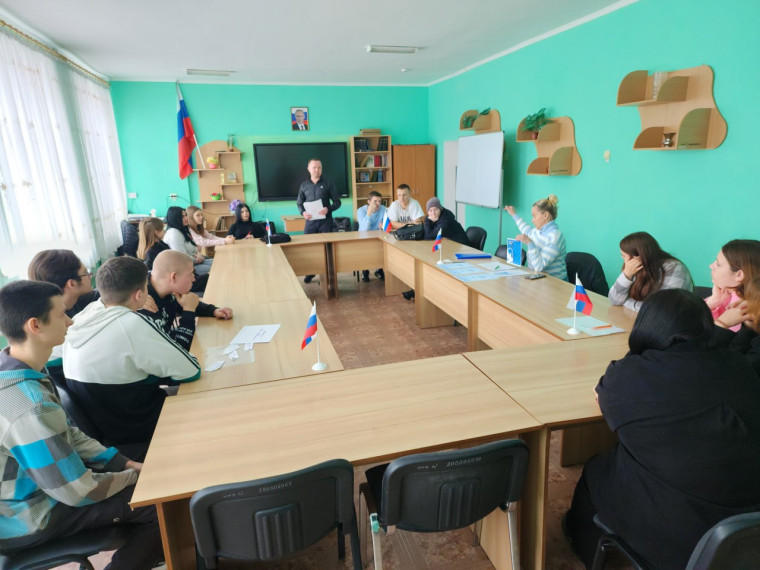 Встреча будущих активистов движения "Волонтеры Победы" в Тавричанской школе. Встреча будущих активистов движения "Волонтеры Победы" в Тавричанской школе.