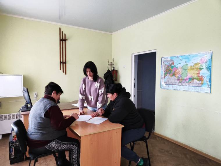 Начальник Архангельско-Слободского территориального отдела Елена Новоселова провела прием граждан. Начальник Архангельско-Слободского территориального отдела Елена Новоселова провела прием граждан.