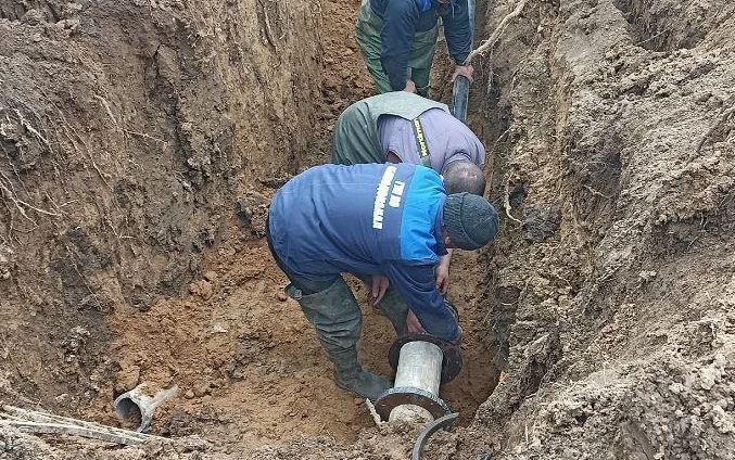 Аварийно-восстановительные работы в селе Чернянка. Аварийно-восстановительные работы в селе Чернянка.