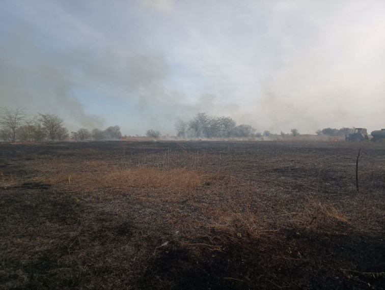 09.10.2024г. в Каменке жители ликвидировали пожар. 09.10.2024г. в Каменке жители ликвидировали пожар.