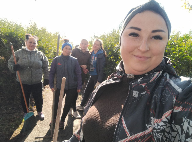 В селе Дудчино состоялся субботник в рамках осеннего месячника по благоустройству. В селе Дудчино состоялся субботник в рамках осеннего месячника по благоустройству.
