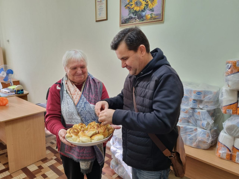 Заместитель Председателя Правительства Херсонской области Сергей Черевко совершил рабочий визит в Красноперекопскую школу. Заместитель Председателя Правительства Херсонской области Сергей Черевко совершил рабочий визит в Красноперекопскую школу.
